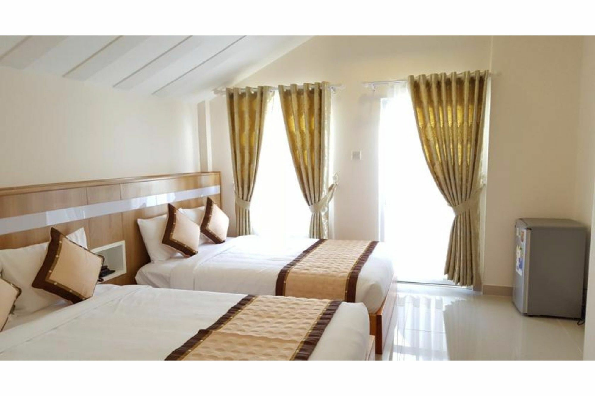 Isana Hotel Đà Lạt Ngoại thất bức ảnh